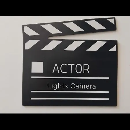 Instant Cinéma-détente Et Romantisme Sedan