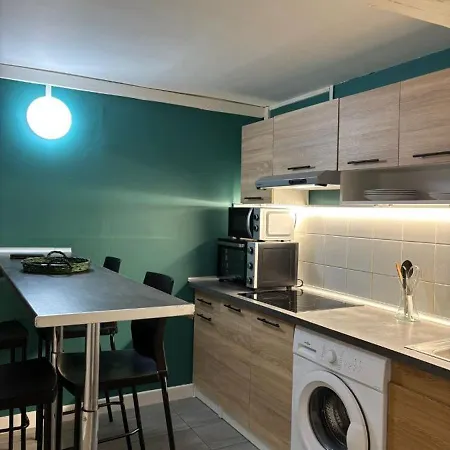 Instant Cinéma-détente Et Romantisme